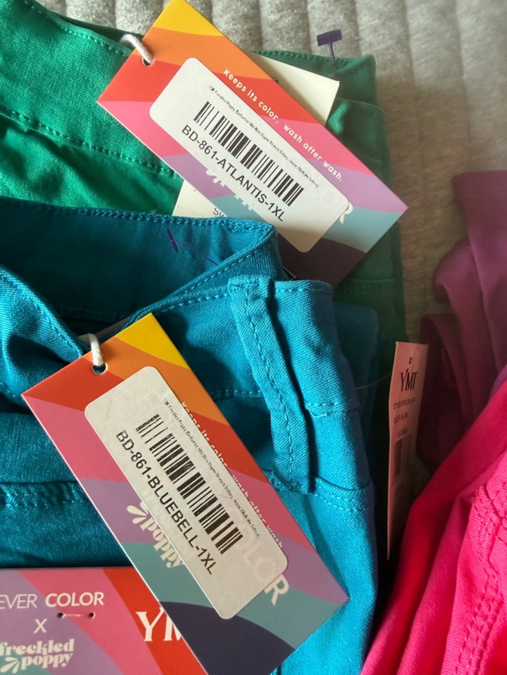 Lot of 4 pairs-YMI Women's Skinny Pants in Teal, Green, Fuchsia, and Purple - Picture 2 of 6